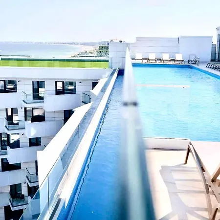 アパート Heaven Infinity Pool & *