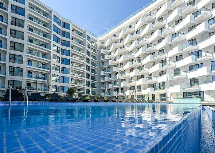 Heaven Infinity Pool & Daire