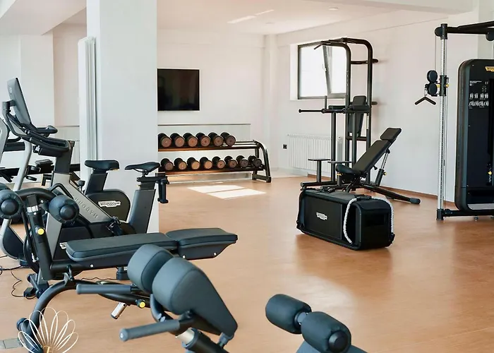 Heaven Infinity Pool & Apartment Navodari