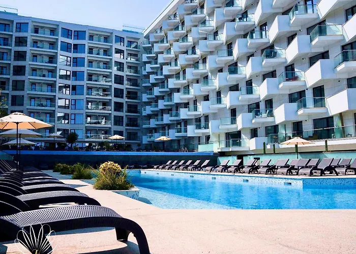 Heaven Infinity Pool &