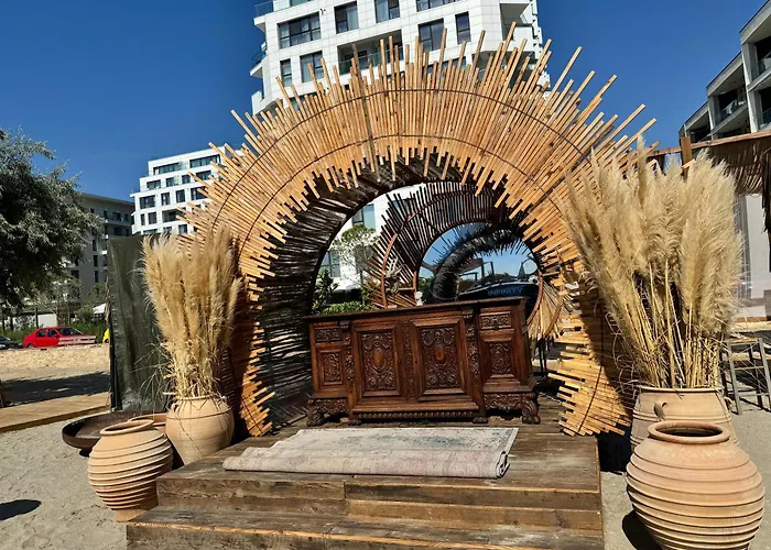 Heaven Infinity Pool & Daire