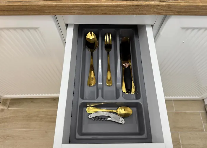 Heaven Infinity Pool & Apartment Navodari