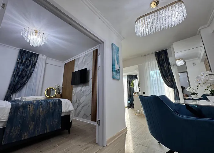 Heaven Infinity Pool & * Navodari